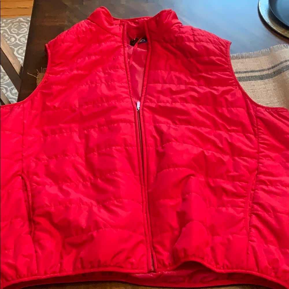 Chaps vests LIKE NEW